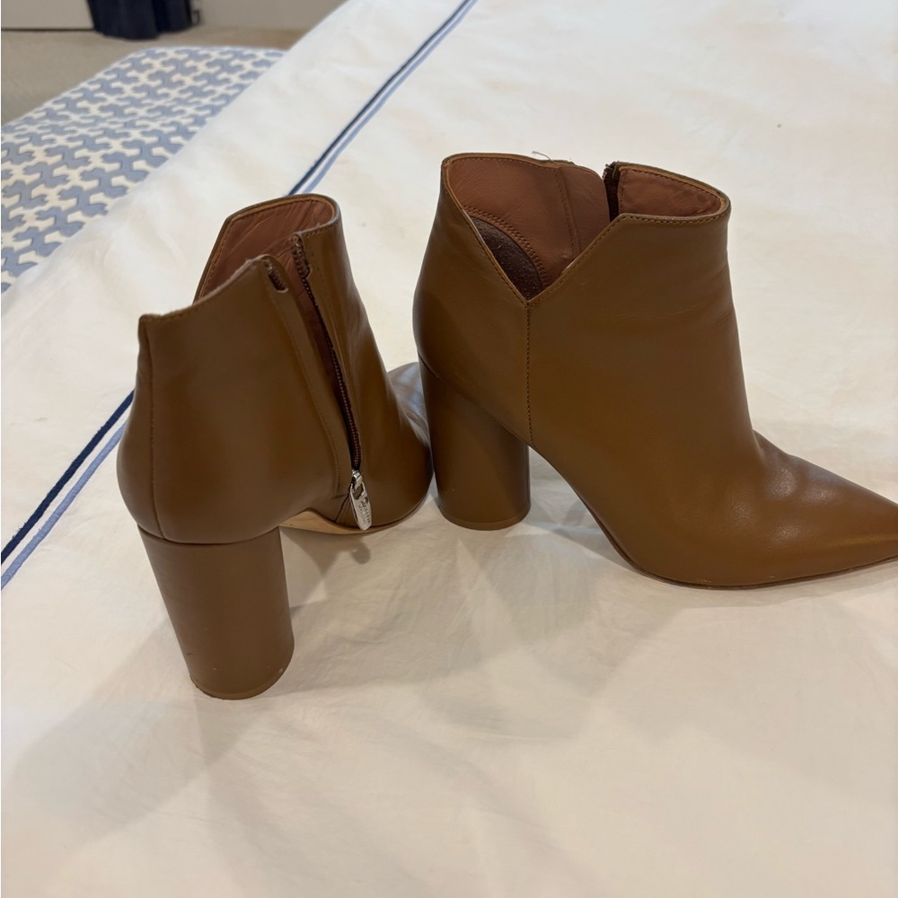 Sigerson Morrison Tan Ankle Boots
